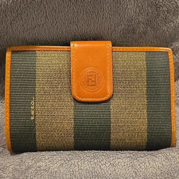 Fendi Kisslock Rehab Wallet Brown and Black Striped - Picture 3 of 16